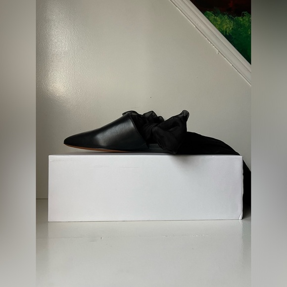 Vince Cruise Flats - Black - Worn Once - 7 - Picture 2 of 7